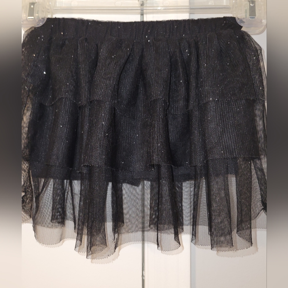 Start up Kids 3T Black Tutu with sparkles and attached Shorts - Picture 4 of 6